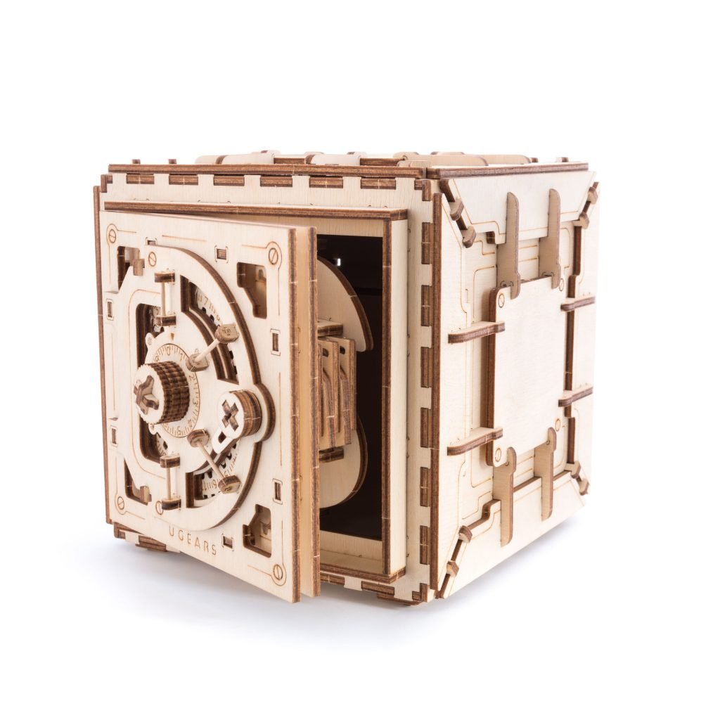 UGears Safe 3DWooden Puzzles/Mechanical Propelled Model 