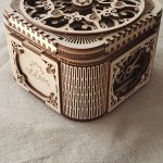 UGears Treasure Box