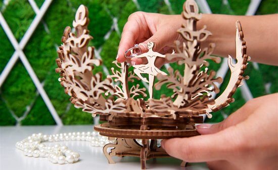 Unique 3d wooden puzzles kits, wooden models for adults, difficult 3d puzzles for adults for sale - UGears Models 4
