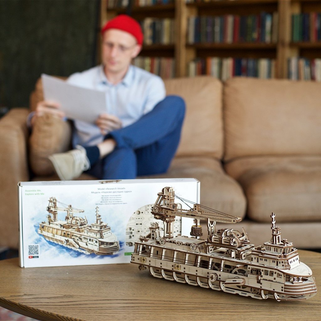 UGears Research Vessel wooden puzzle and construction kit | Ugears 