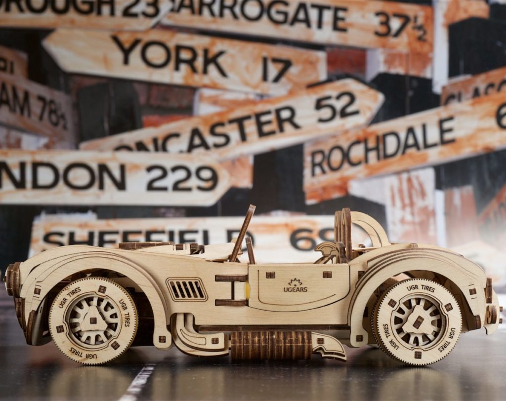 UGEARS Drift Cobra 3D Puzzle Mechanischer Holzmodel Modellbausätze DIY