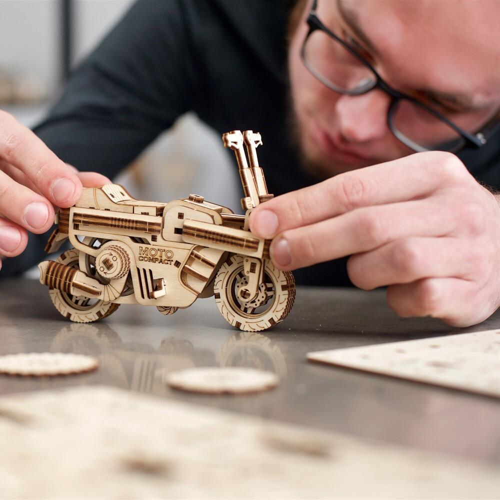 UGEARS MOTO COMPACT FOLDING SCOOTER Wooden 3D Model 190202